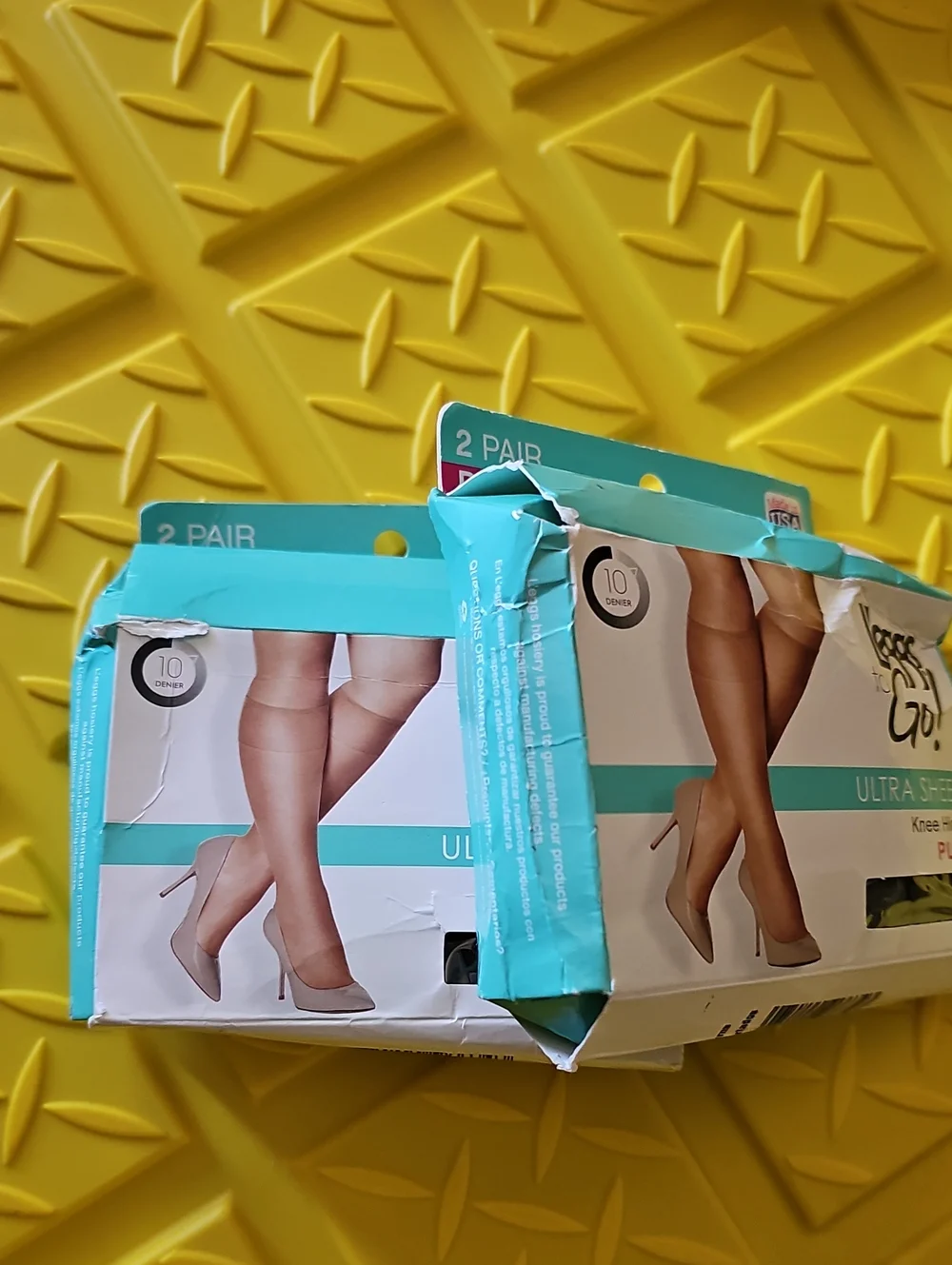 L'eggs to Go Ultra Sheer Knee Highs Plus Ultra Sheer Off Black Sheer Toe 2pk New